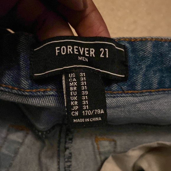 Forever 21 Skinny Jeans / Vintage & Distressed. - Picture 3 of 4